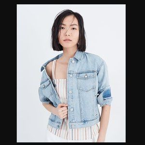 Madewell The Boxy-Crop Jean Jacket in Fitzgerald Wash Women's Denim Jacket Large
